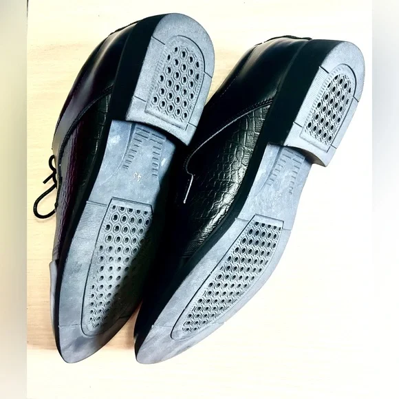 FAUX Leather shoes with crocodile style texture size 43 - Picture 7 of 7